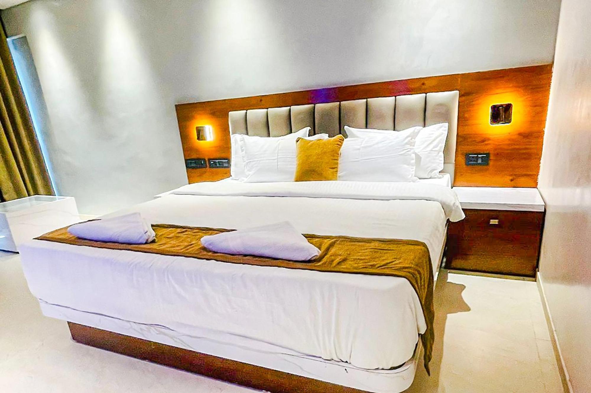 Fabhotel Emersion Residency - High Street Near Laxman Nagar, Baner بونة المظهر الخارجي الصورة